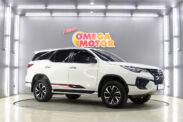 Omega Mobil T. FORTUNER 2.4 VRZ TRD SPORTIVO AT (KM 41.473) 